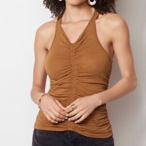 NWT Sundry Dijon ruched racerback tank top women’s v-neck light warm brown